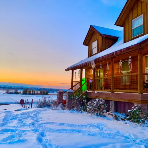 Montrose VRBO - Montrose AirBnB - Snow-Covered Yard